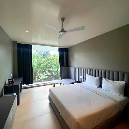 The Democracy Hotel & Resorts นาสิก ภายนอก รูปภาพ